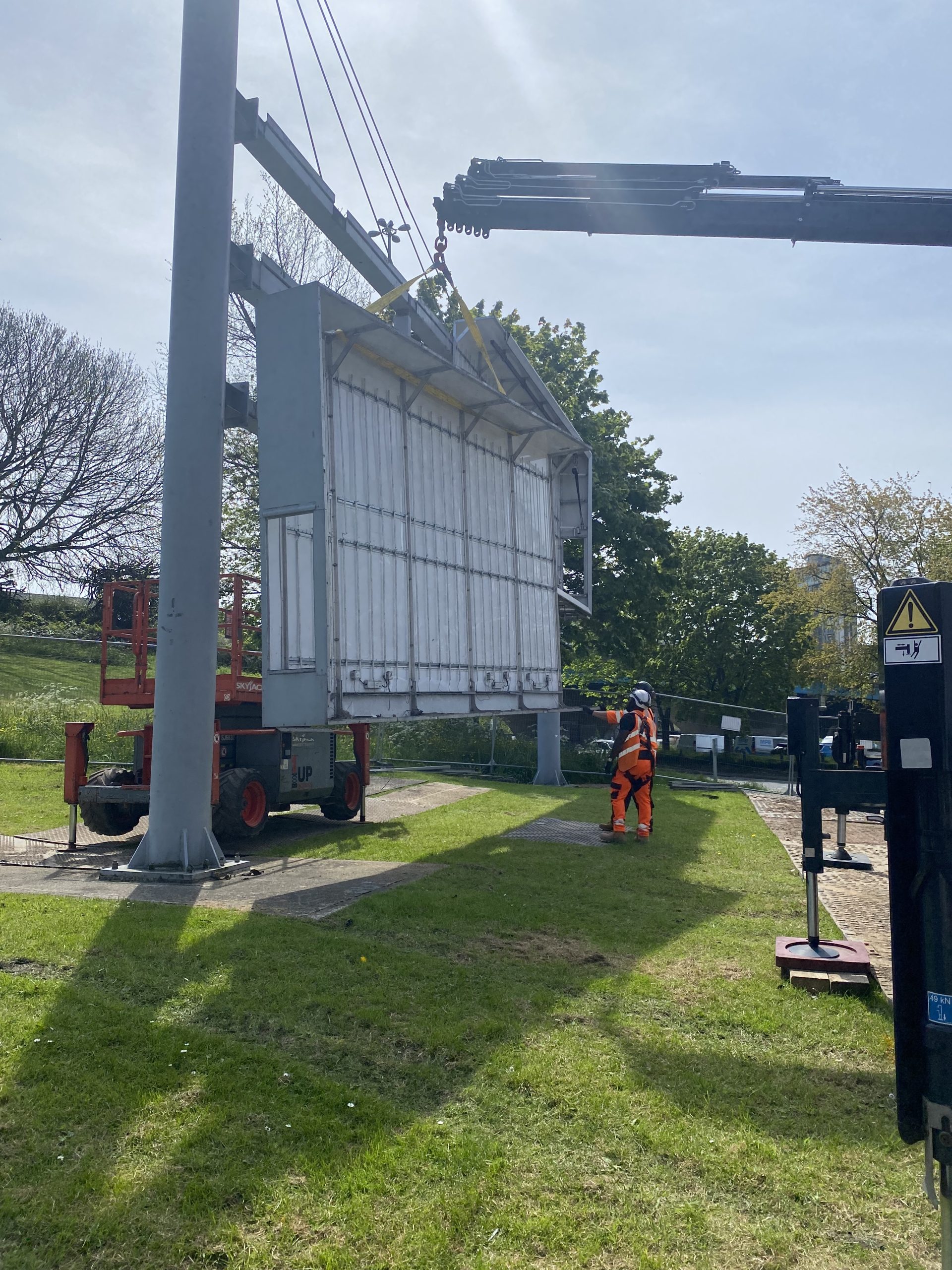 JCDecaux - Kirkstall Rd, Leeds
